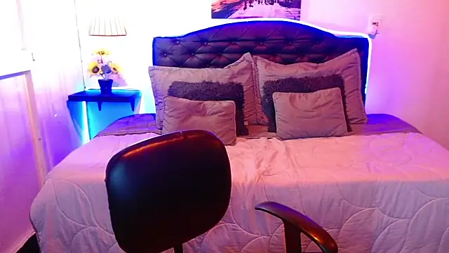 Dominik girl online show from October 30, 9:37 pm