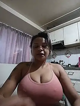 Snapshot of Dominik_girl chatting on May 19, 7:09 pm Dominik girl online show from May 19, 7:09 pm