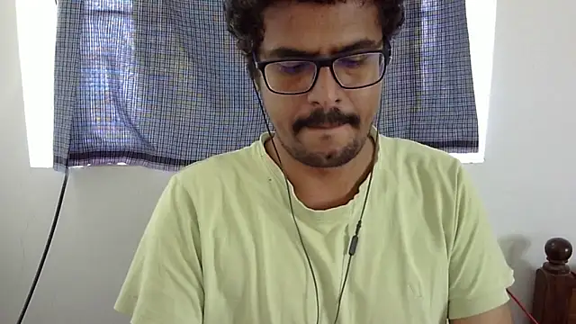 The SHY uncut online show from October 26, 7:03 am