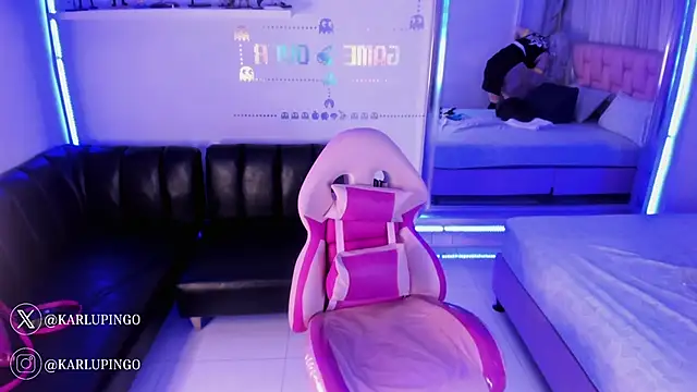 albaismynameX online show from January 14, 12:14 pm