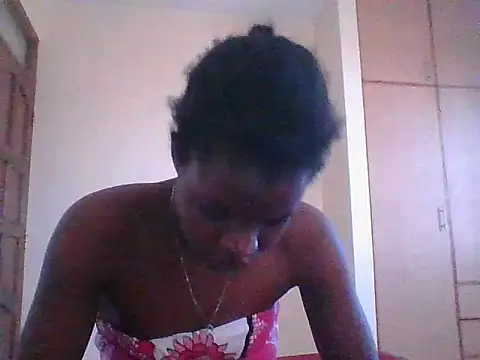 Snapshot of hotgal1112 chatting on September 29, 11:48 am hotgal1112 online show from September 29, 11:48 am