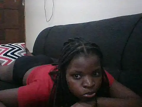 Snapshot of hotgal1112 chatting on October 12, 7:46 pm hotgal1112 online show from October 12, 7:46 pm