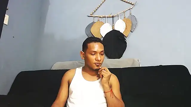 Grandeygruesa1 online show from February 13, 7:15 am