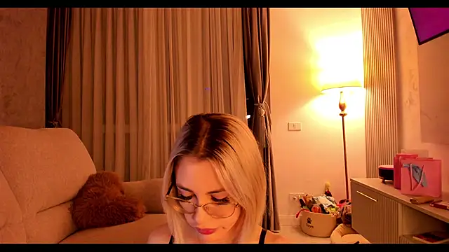 Snapshot of BaayBee__ chatting on January 29, 9:28 pm BaayBee online show from January 29, 9:28 pm