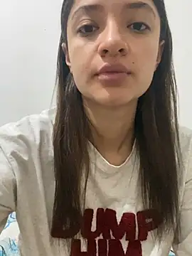 Snapshot of Alicia_ALICIA chatting on August 4, 1:36 pm Alicia ALICIA online show from August 4, 1:36 pm