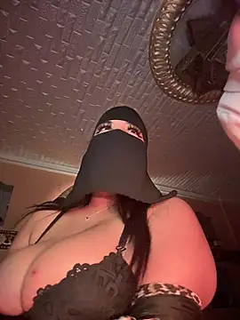 Snapshot of ORLA86 chatting on September 18, 7:54 am ORLA86 online show from September 18, 7:54 am