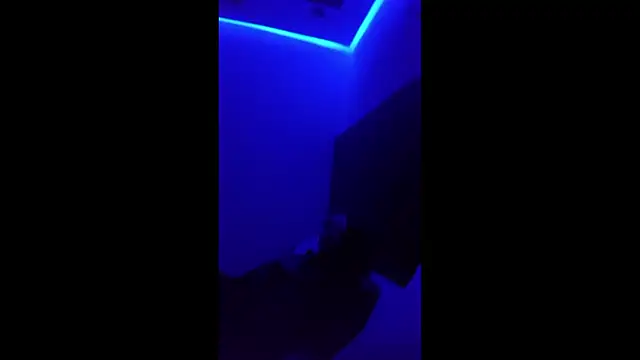 AlanDickson online show from November 20, 1:33 pm