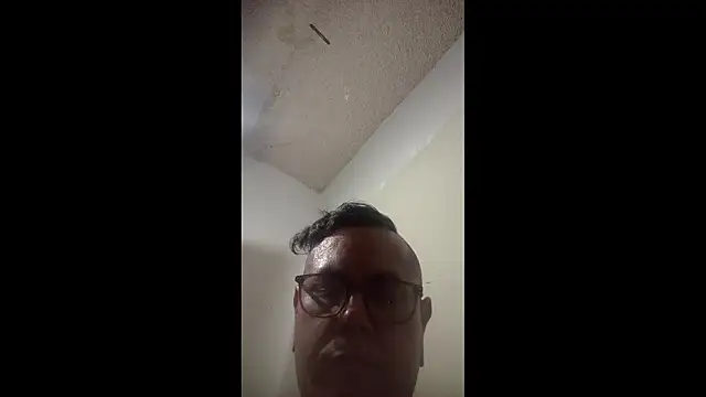 AlanDickson online show from November 24, 8:58 am