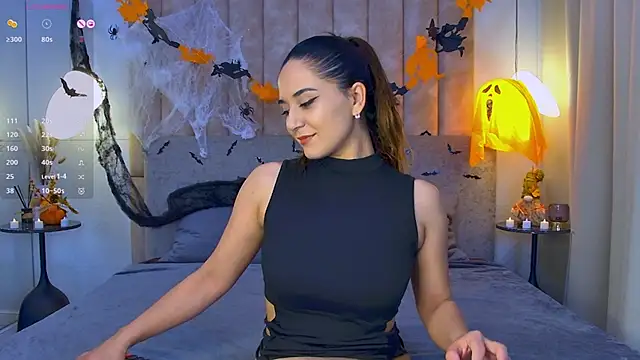 Snapshot of Gabriella_Wils chatting on October 30, 6:15 am Gabriella Wils online show from October 30, 6:15 am