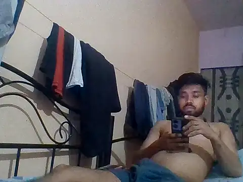 Snapshot of rockymumbai chatting on June 13, 9:40 am rockymumbai online show from June 13, 9:40 am