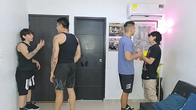 badguyss bisex online show from May 25, 11:16 am