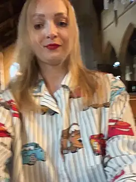 Snapshot of LadyTatiana_Madam chatting on October 3, 11:51 am LadyTatiana Madam online show from October 3, 11:51 am