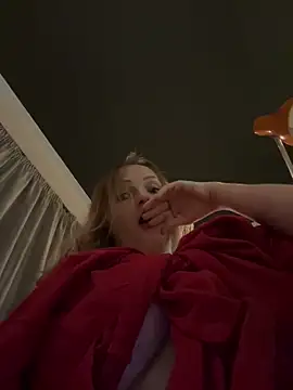 Snapshot of LadyTatiana_Madam chatting on February 7, 7:39 pm LadyTatiana Madam online show from February 7, 7:39 pm