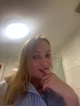 Snapshot of LadyTatiana_Madam chatting on February 25, 8:51 pm LadyTatiana Madam online show from February 25, 8:51 pm