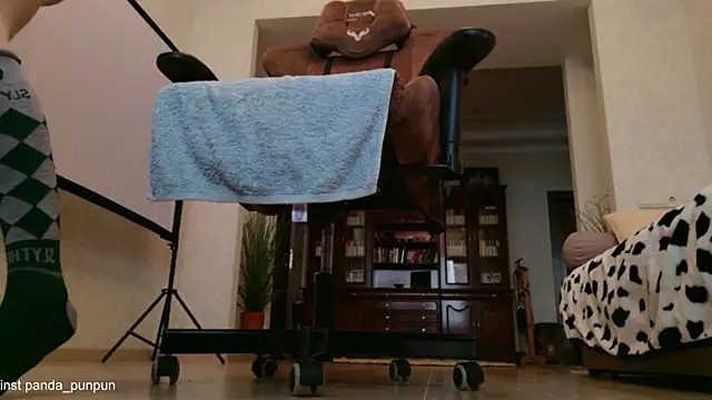 Snapshot of Neko_Kimiko chatting on February 14, 11:51 am Neko Kimiko online show from February 14, 11:51 am