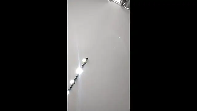 UncutToyBoy23cm online show from December 22, 9:01 pm