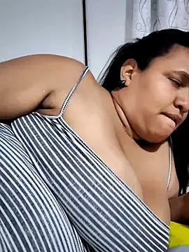 Mia Adell 11 online show from February 1, 4:56 am