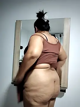 Mia Adell 11 online show from February 20, 3:01 am