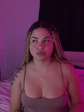 MelSaunders online show from October 22, 1:06 am