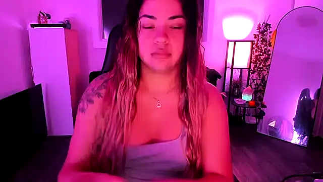 MelSaunders online show from November 22, 1:37 am