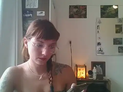 SweetyBabyDemon online show from December 19, 8:13 pm