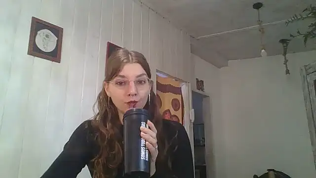 Snapshot of SweetyBabyDemon chatting on June 16, 2:09 pm SweetyBabyDemon online show from June 16, 2:09 pm