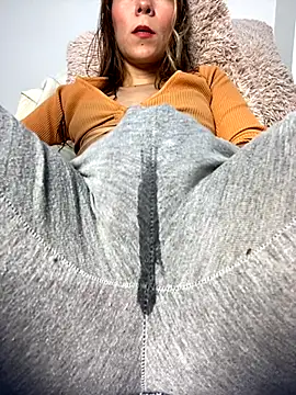 Snapshot of My-Nicky chatting on October 25, 10:26 pm My-Nicky online show from October 25, 10:26 pm