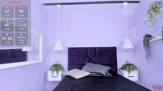 BrianaHazel online show from September 12, 11:48 pm