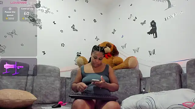 BrianaHazel online show from November 10, 12:09 am