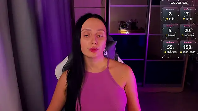 Snapshot of Christy_Calypso chatting on January 6, 1:42 am Christy Calypso online show from January 6, 1:42 am