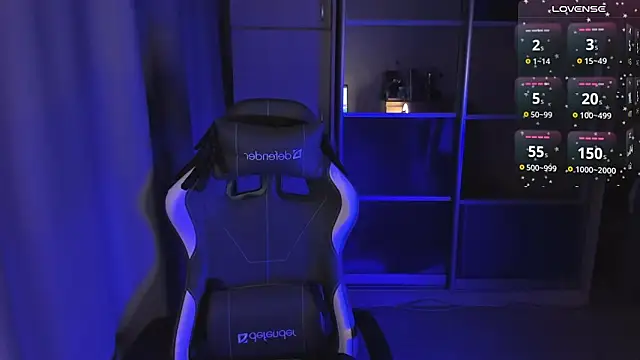 Snapshot of Christy_Calypso chatting on March 6, 9:09 pm Christy Calypso online show from March 6, 9:09 pm