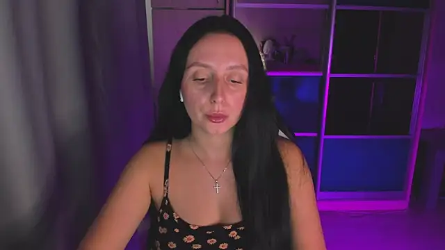 Snapshot of Christy_Calypso chatting on June 19, 3:27 pm Christy Calypso online show from June 19, 3:27 pm