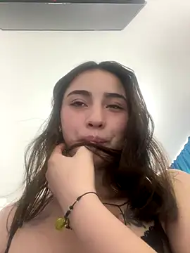 Damian n Maya online show from December 2, 11:18 pm