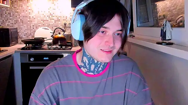  torfin  online show from March 13, 11:11 pm