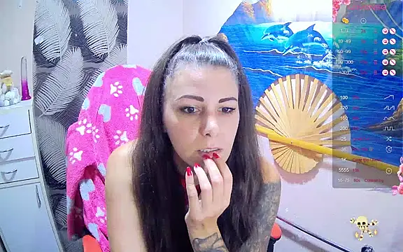 Catbaby32 online show from October 28, 9:17 pm