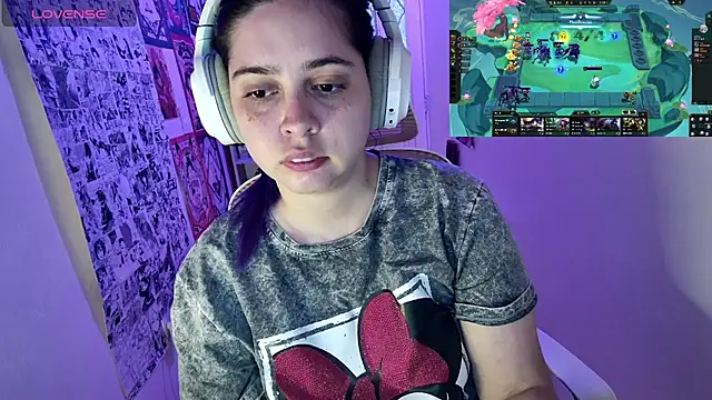 Snapshot of Vallolet_Spencer chatting on February 13, 3:02 am Vallolet Spencer online show from February 13, 3:02 am