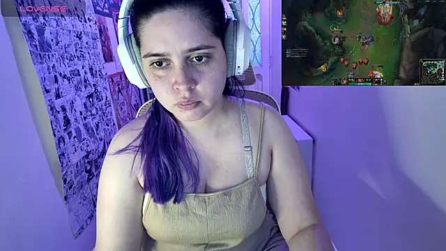 Snapshot of Vallolet_Spencer chatting on February 21, 2:23 am Vallolet Spencer online show from February 21, 2:23 am