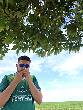 Dat1994 online show from December 20, 1:11 pm