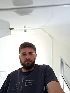 Dat1994 online show from December 16, 2:44 pm