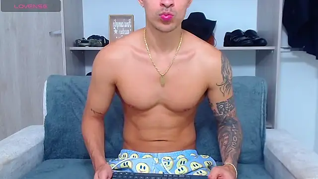 Tristan-bm online show from September 22, 1:02 pm