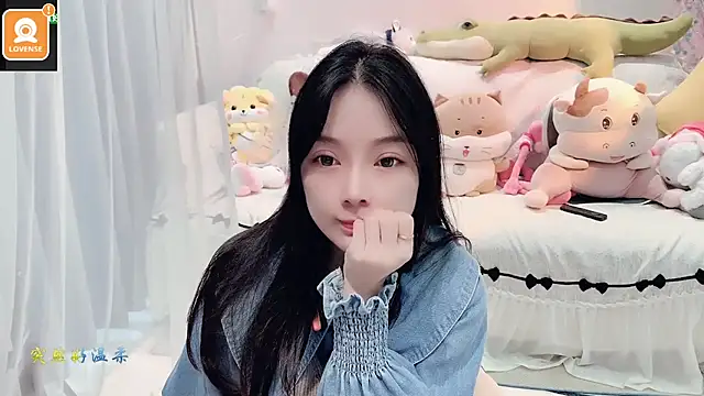 AKiKi711 online show from October 10, 4:44 am