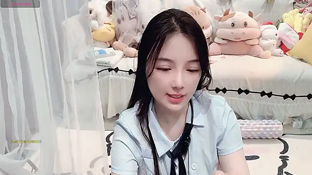 AKiKi711 online show from May 1, 4:55 pm