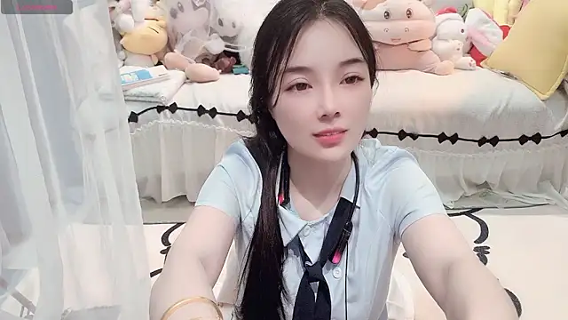 Snapshot of AKiKi711 chatting on May 2, 5:07 pm AKiKi711 online show from May 2, 5:07 pm