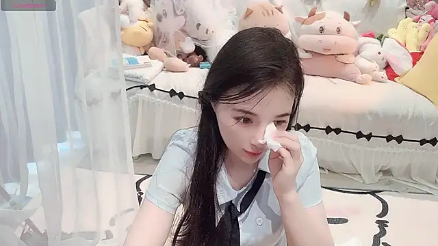 Snapshot of AKiKi711 chatting on May 6, 4:52 am AKiKi711 online show from May 6, 4:52 am