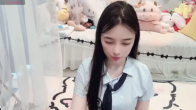 Snapshot of AKiKi711 chatting on May 7, 4:29 am AKiKi711 online show from May 7, 4:29 am