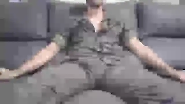 Snapshot of militar_guapo chatting on September 17, 6:31 pm militar guapo online show from September 17, 6:31 pm