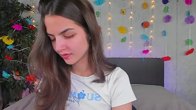 Milana Crystal  online show from March 18, 8:17 am