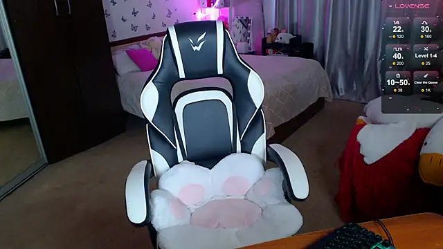 Sidney blush online show from March 18, 8:06 am