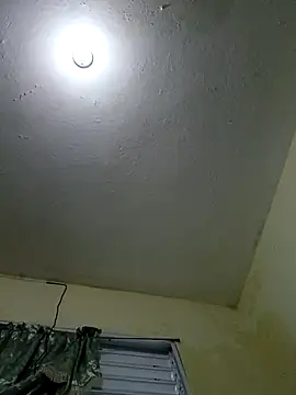 Snapshot of lapercataa chatting on October 24, 6:04 pm lapercataa online show from October 24, 6:04 pm