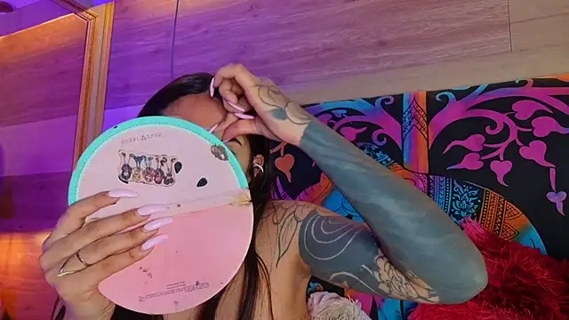 Cori Paige online show from February 8, 4:38 am